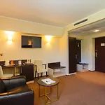 Rocca Al Mare Otel 3*