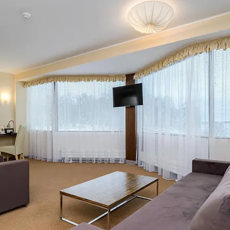 Rocca Al Mare Отель 3*