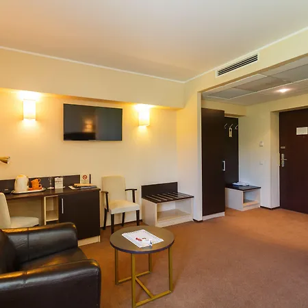 Rocca Al Mare Отель 3*