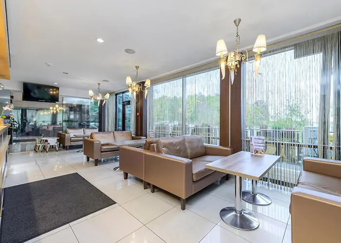 Rocca Al Mare Отель 4*