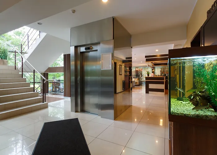 Отель Rocca Al Mare 4*