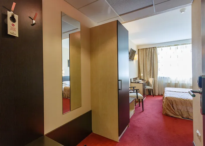 Отель Rocca Al Mare