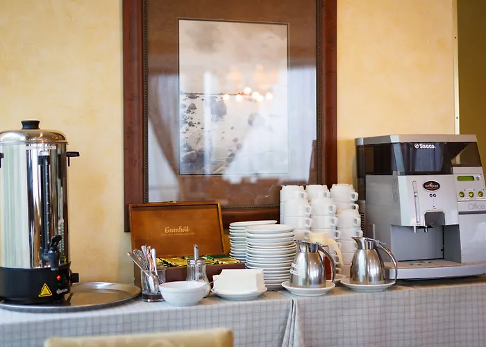 Отель Rocca Al Mare 4*