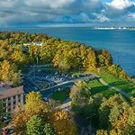 Отель Rocca Al Mare 3*