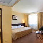 Hotel Rocca Al Mare 3*